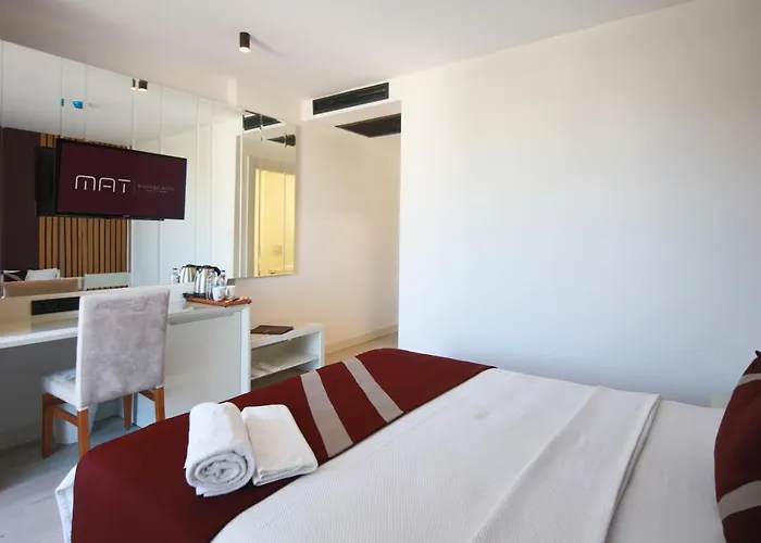 Mat Boutique Çeşme